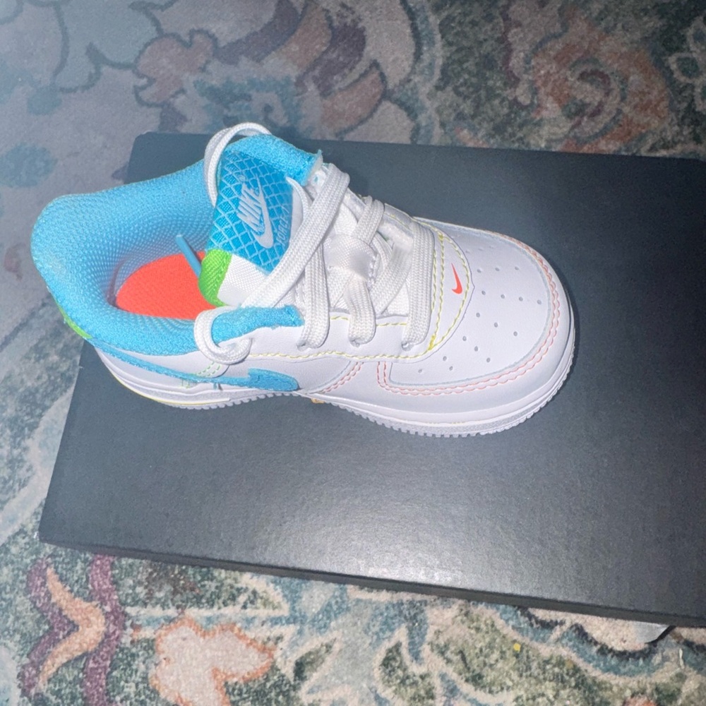 Kids shoes